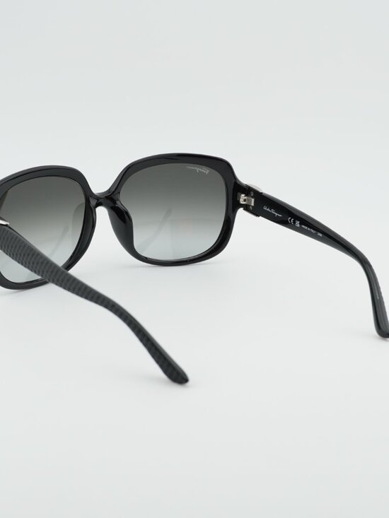 Salvatore Ferragamo SF739SA 001 Sunglasses Black Round Frame, Grey Lenses